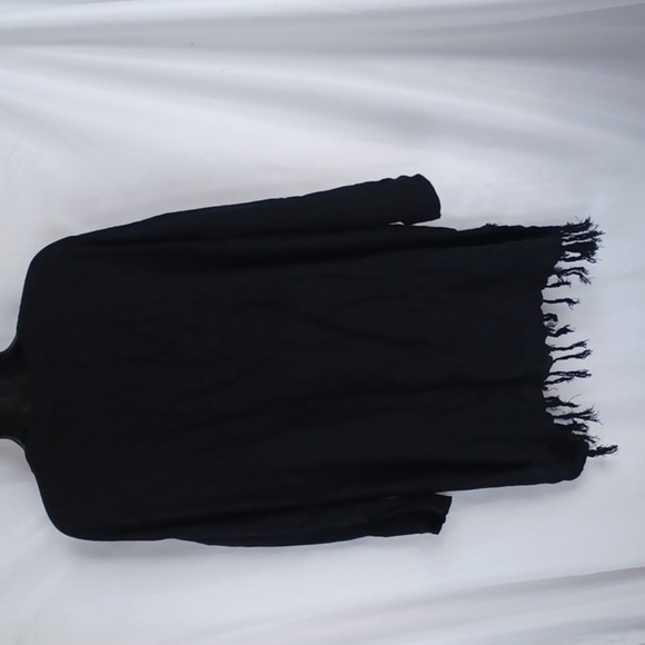 MEETU MAGIC Black /White Long Tunic SIZE 1x The African Scene, 29" pit to pit - Picture 6 of 6